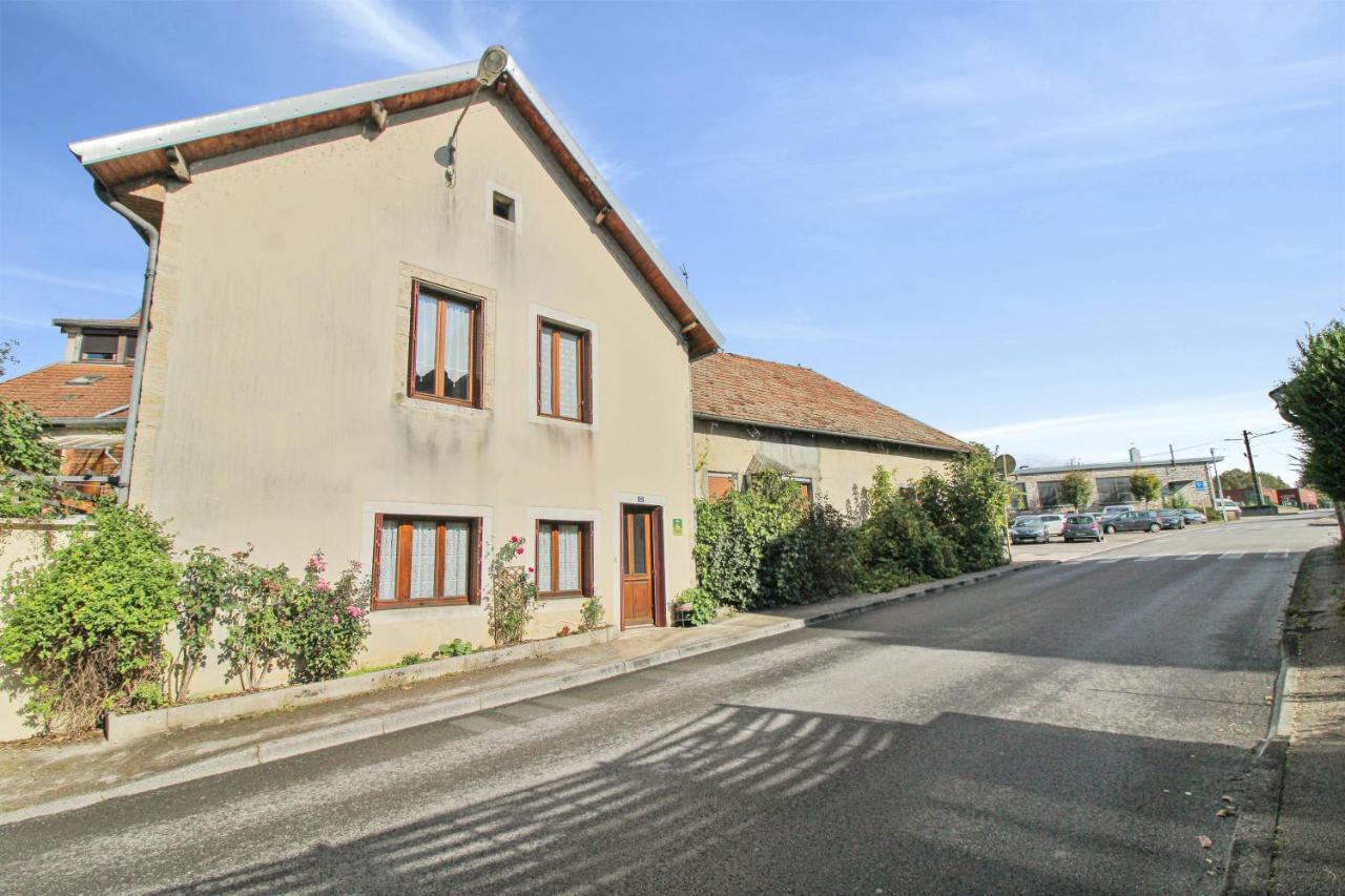 Maison Confortable Ornans + Jardin Exterior foto