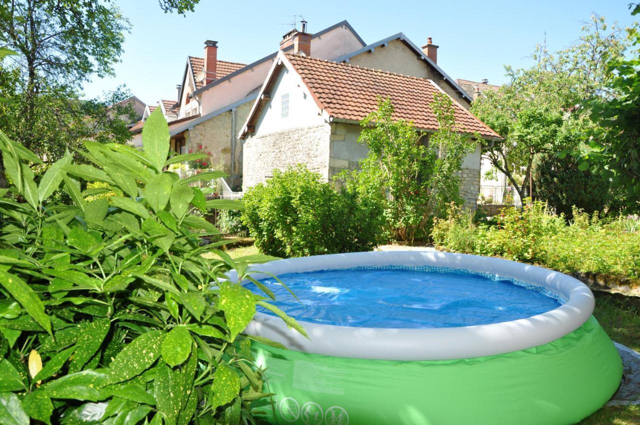 Maison Confortable Ornans + Jardin Exterior foto